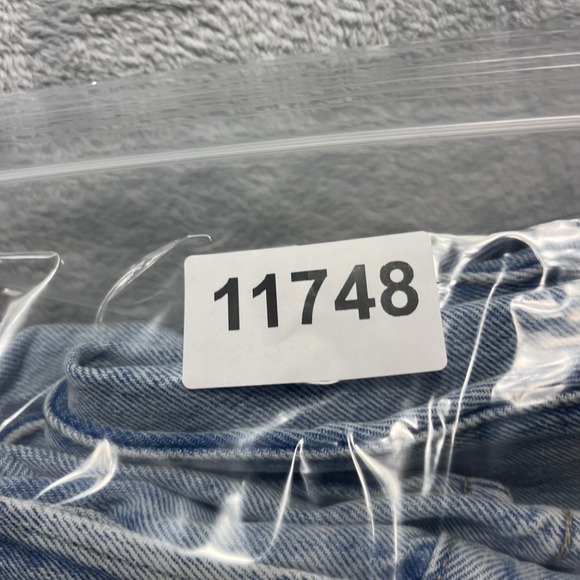 Levis 501 90s Jeans Womens 27x30 Light Wash Blue Straight Leg Denim A19590011 - Picture 12 of 12